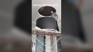 Intelligente Oberlichtinstallation