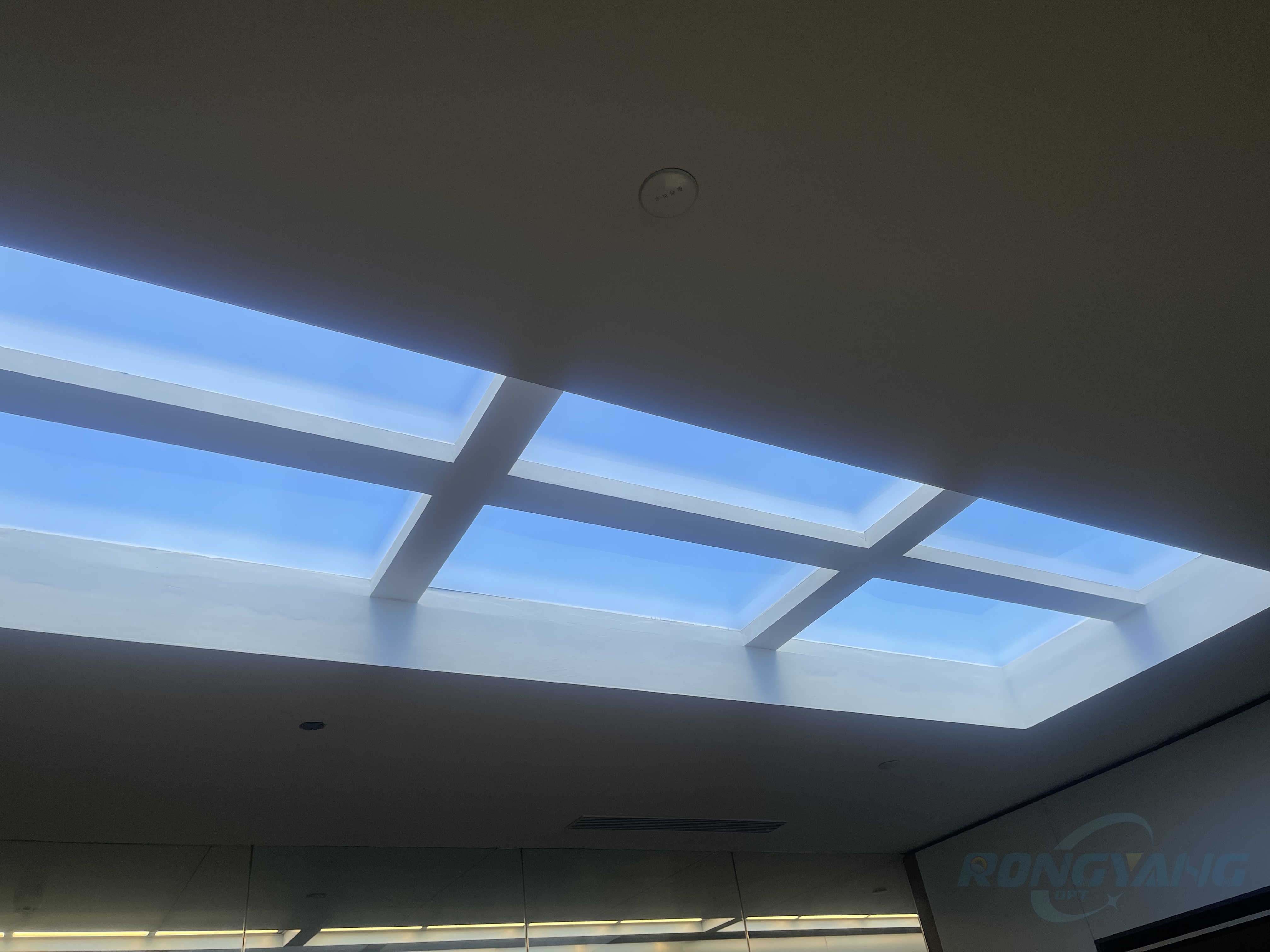 Jüngste Firmenblogs über Künstliche Oberlichter im modernen Architekturdesign
