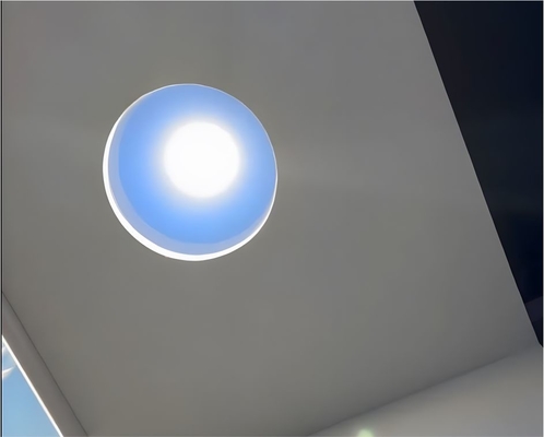 Integration von intelligenten künstlichen Sonnenlichtaufstellungen für das Home Office