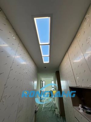 Fake Window Light liefert automatisch farbverändernde Dachfenster für energieeffiziente Hotels