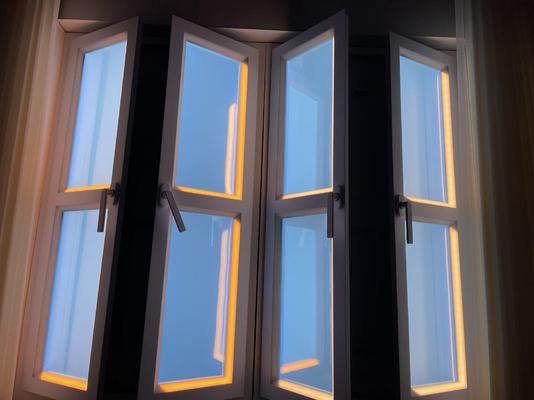 160W Smart Window Light 10000 Lumens Mesh5.0/DALI/0-10V Steuerung Dunkle Räume mit hellen Farben verwandeln 2100-7500K Lebensdauer 50