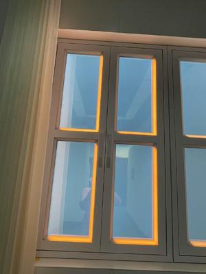 Smart Fake Window Light CRI 95 Wandmontierbar L1332*W781*H66mm mit App- und Fernbedienung für natürliche Umgebung